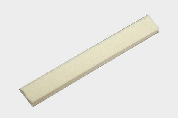 YelloFelt Lip